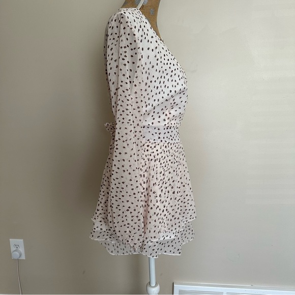 Long Sleeve Flowy Romper - Picture 3 of 11